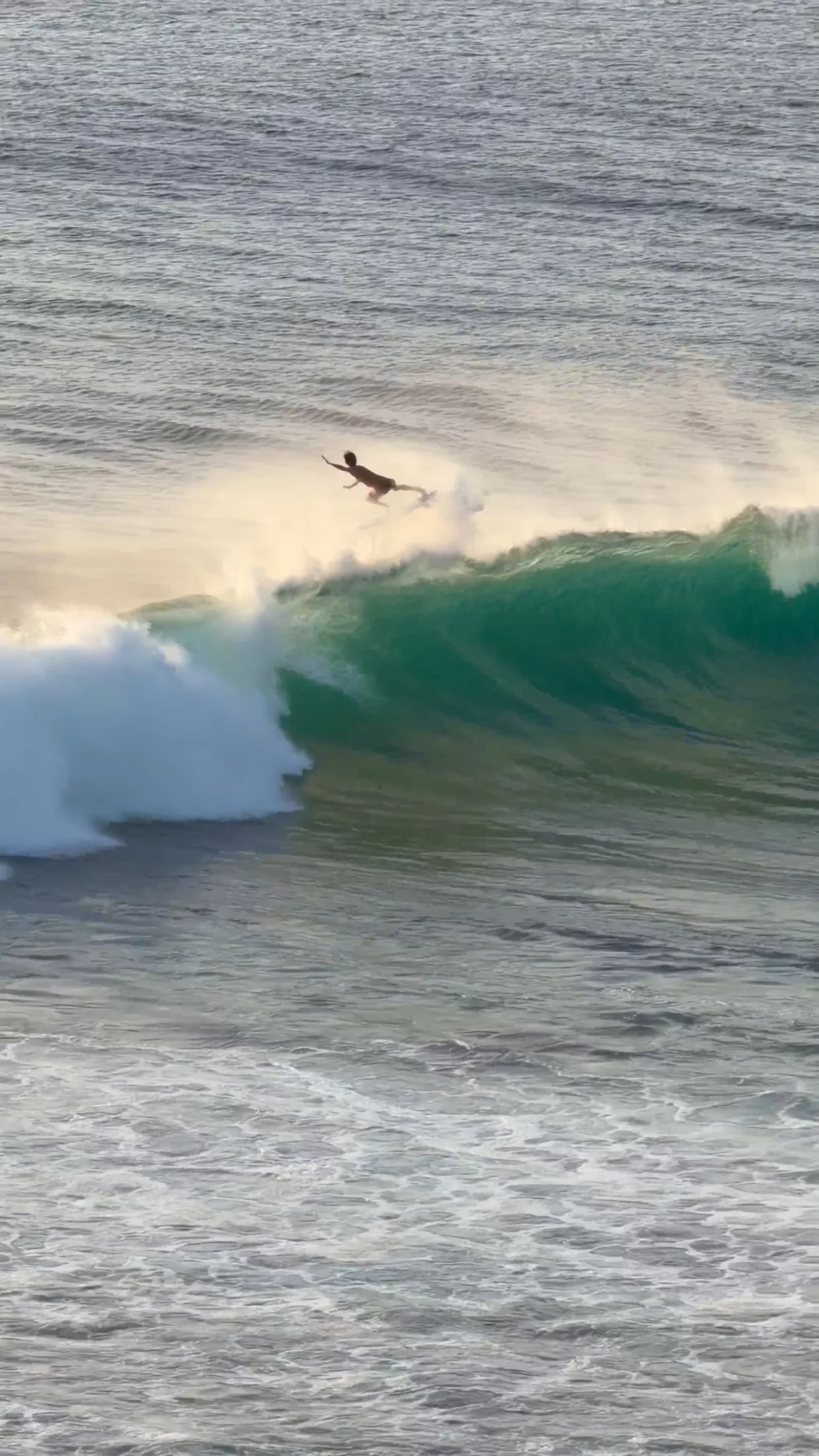 Uluwatu, falaises, surf et fin d’aventure en Indonésie — 3